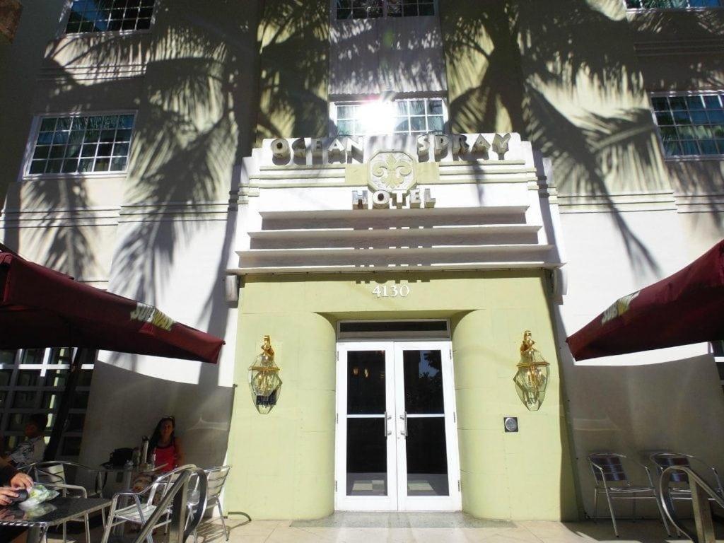 Ocean Spray Hotel - Miami Beach — Photos 1